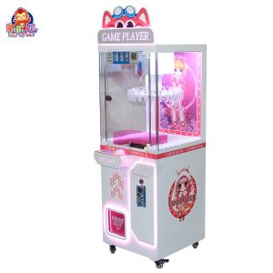 Lucky Clamp gift machine with rotating clamps, colorful lights, and prizes on display, perfect for family entertainment venues.